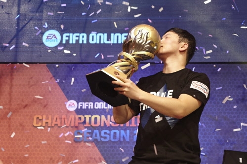 FIFA ¶ 3 Ƶٽ èǾ 2015  2, ...